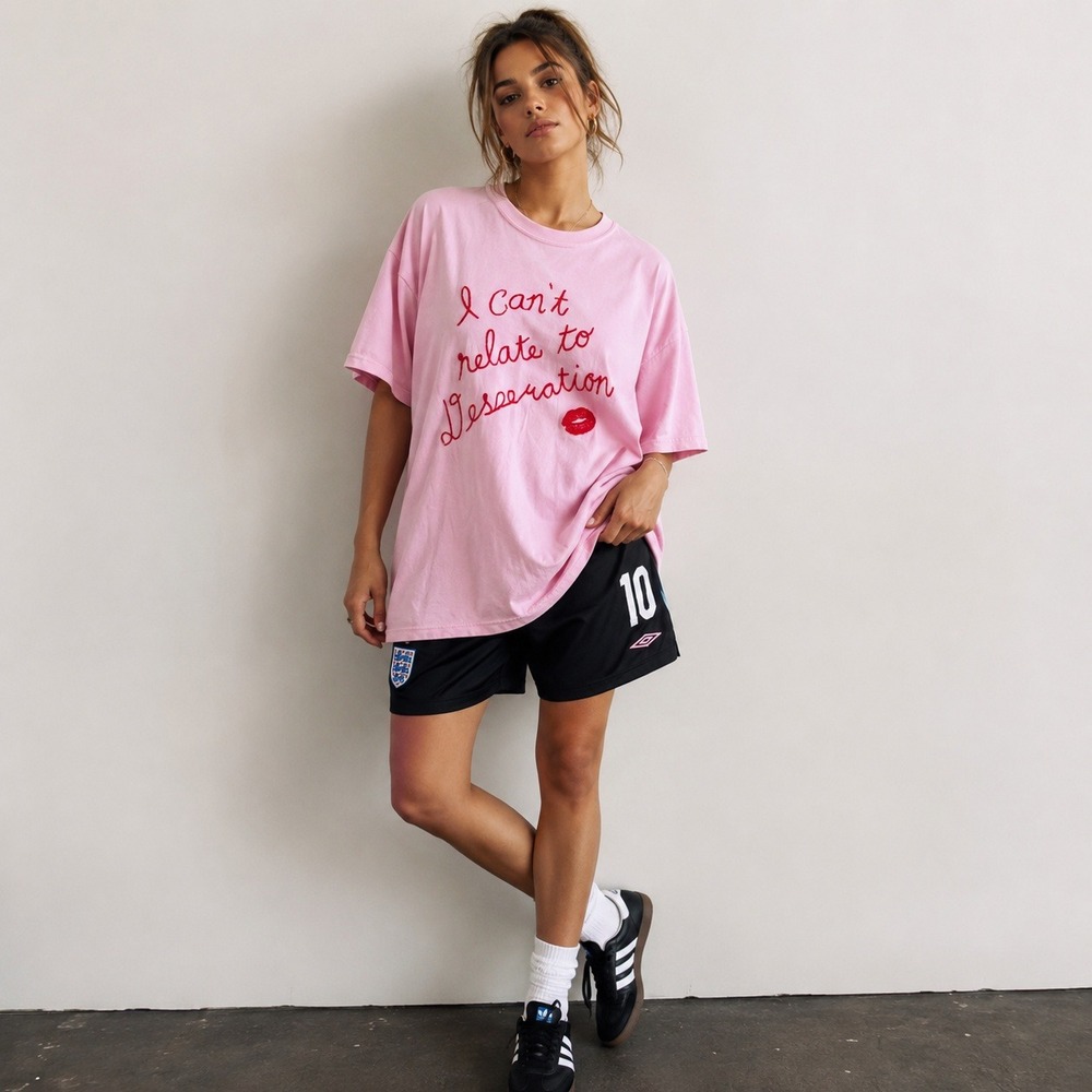 Sabrina Carpenter T Shirt Women XL Pink Graphic I Can't Relate To Desperation